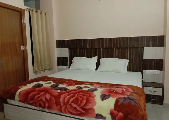 Adb Rooms Hotel De Pal Varanasi